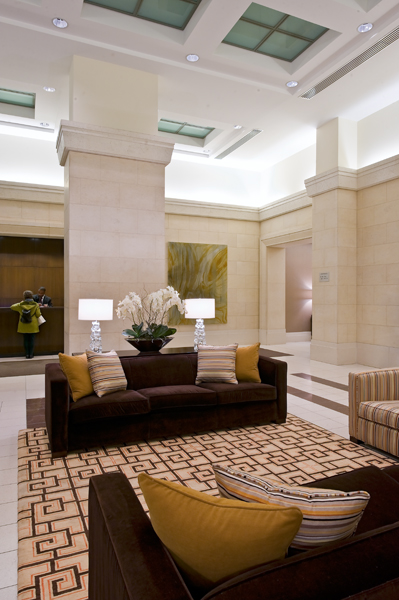 Chelsea Centro lobby